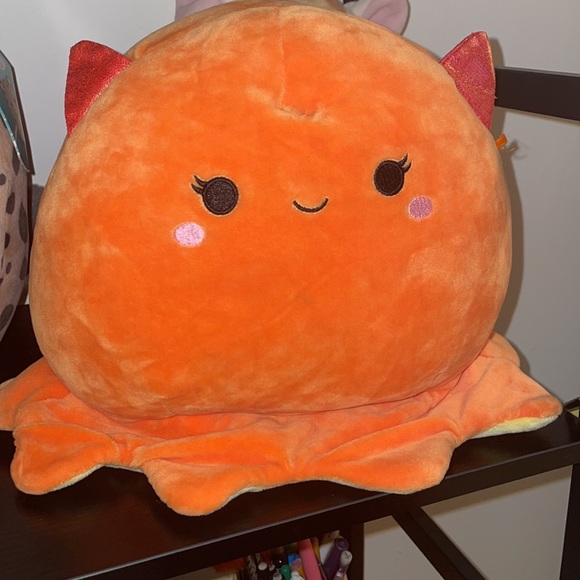 Squishmellows - Picture 2 of 4